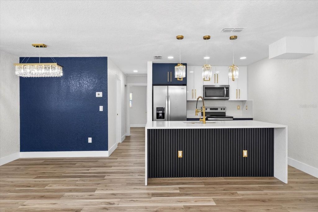 Photo of 1403 W Arctic Street, Tampa, FL 33604 (MLS # TB8463623)