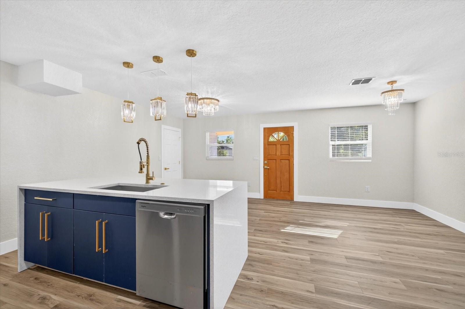 EL PORTAL - Residential