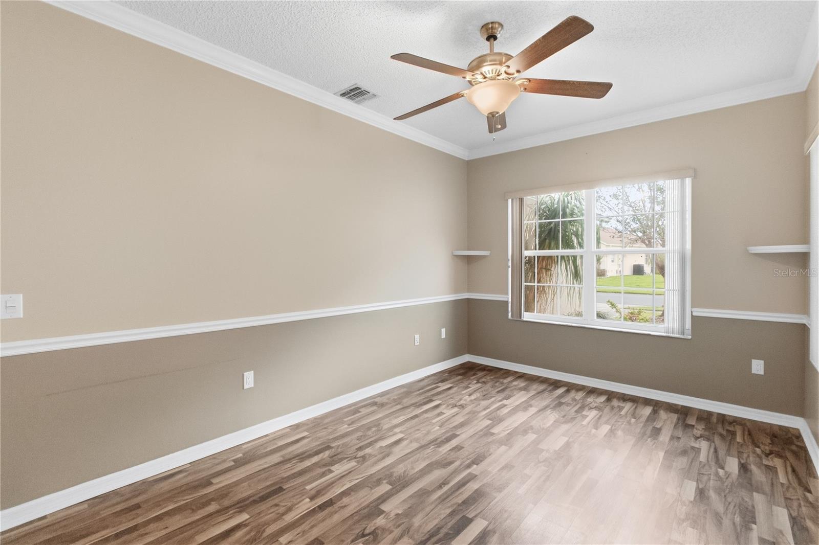 DAHLIA RESERVE AT CRESCENT LAKES - Residential