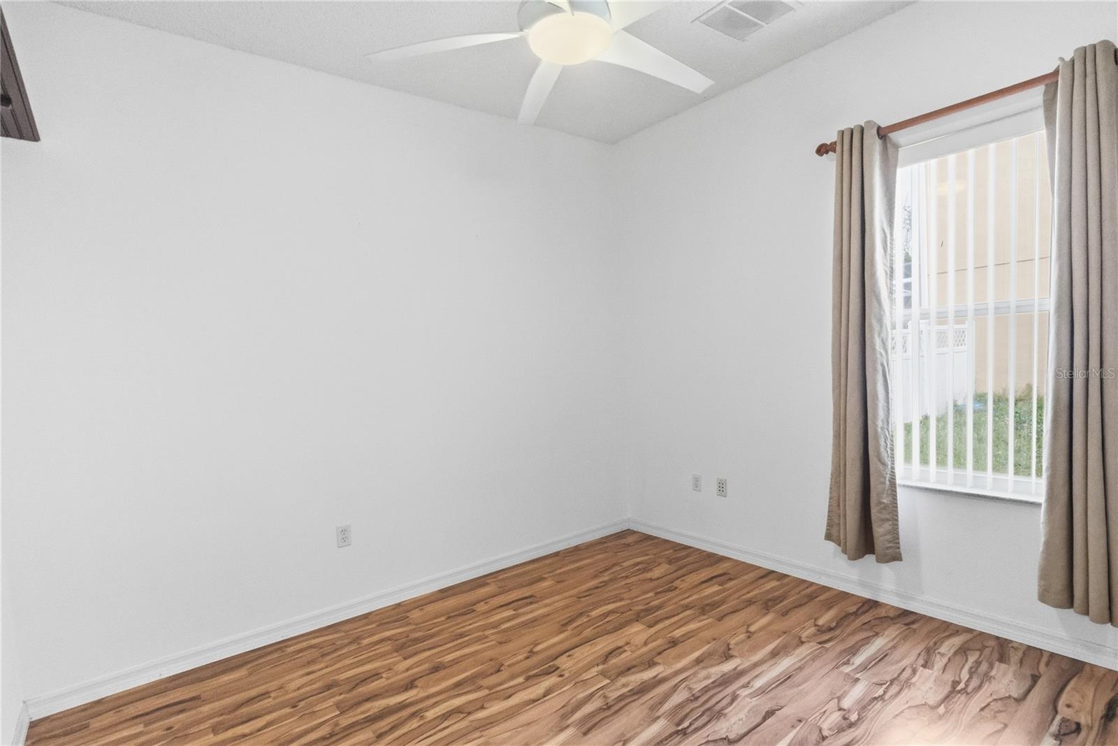 DAHLIA RESERVE AT CRESCENT LAKES - Residential