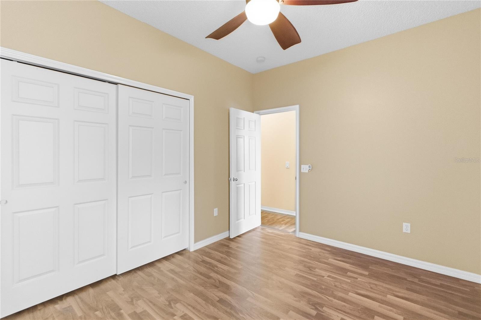 DAHLIA RESERVE AT CRESCENT LAKES - Residential