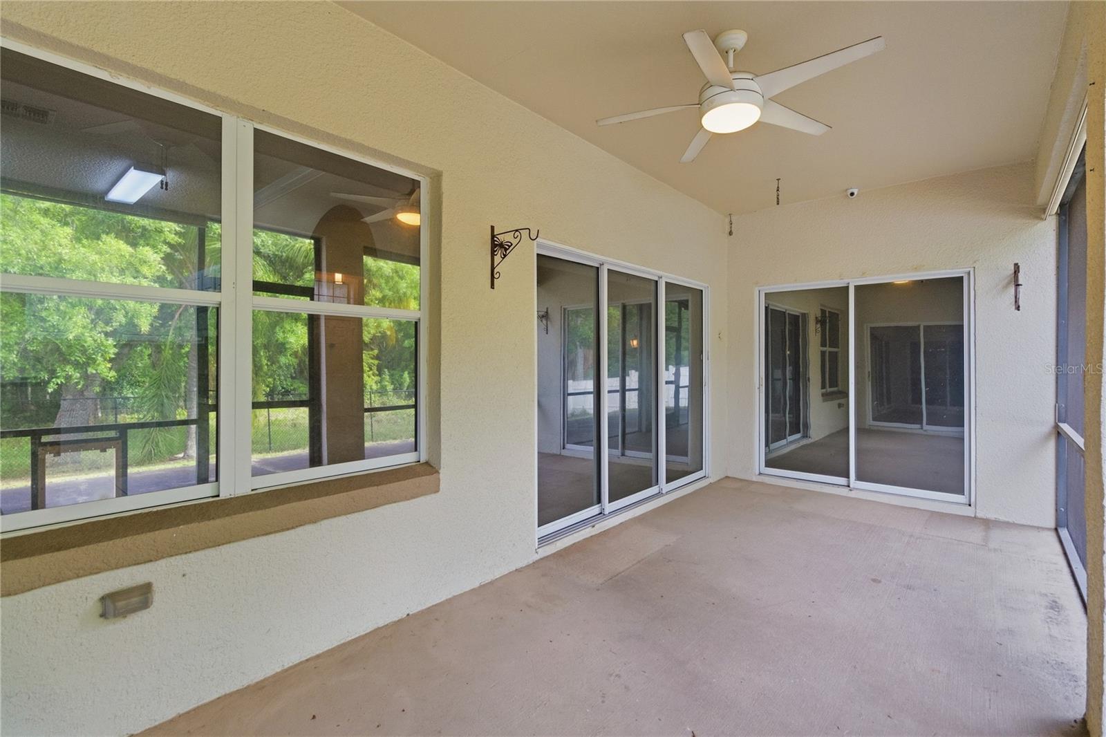 DAHLIA RESERVE AT CRESCENT LAKES - Residential