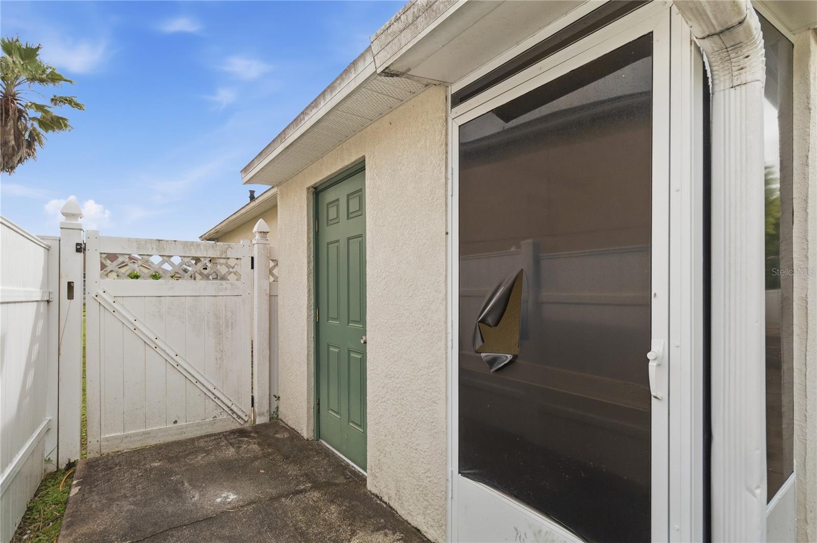 DAHLIA RESERVE AT CRESCENT LAKES - Residential