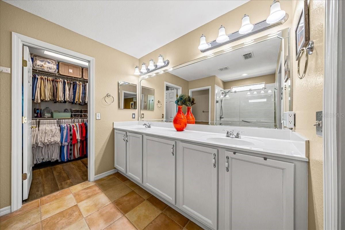 SPRUCE CRK CC FIRETHORNE - Residential