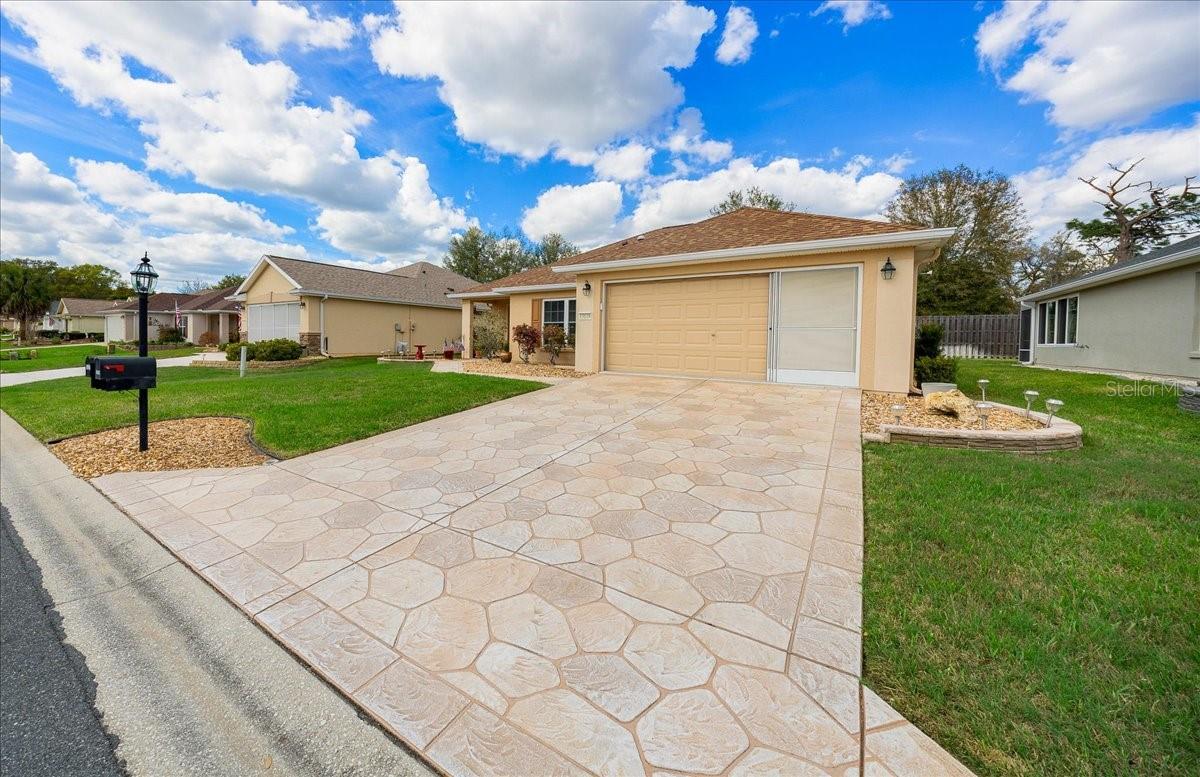 SPRUCE CRK CC FIRETHORNE - Residential