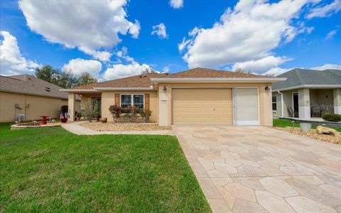 Photo of 13118 SE 86th Circle, Summerfield, FL 34491 (MLS # OM720163)