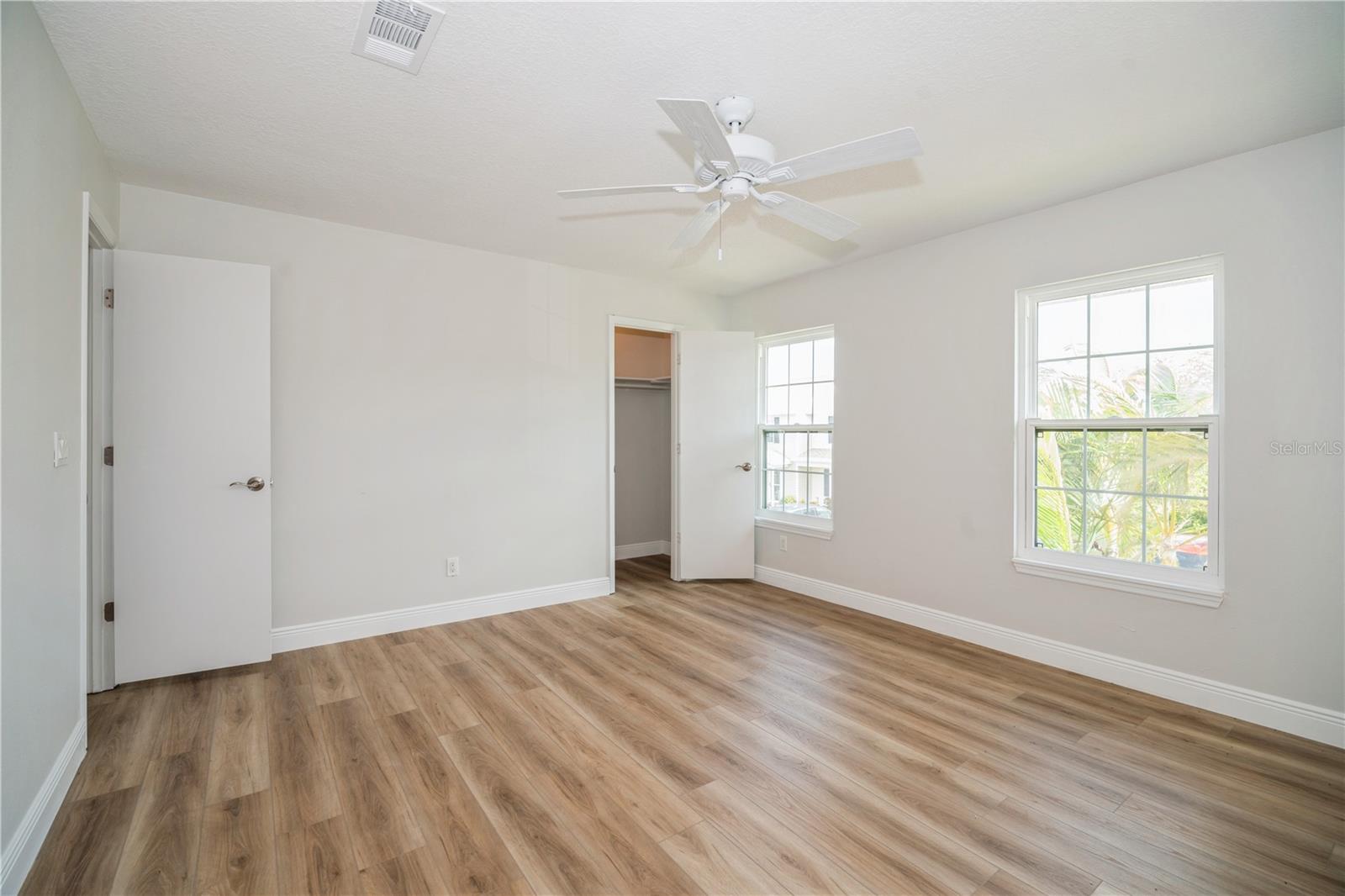 WINDSOR PARK TOWNHOMES - Residential