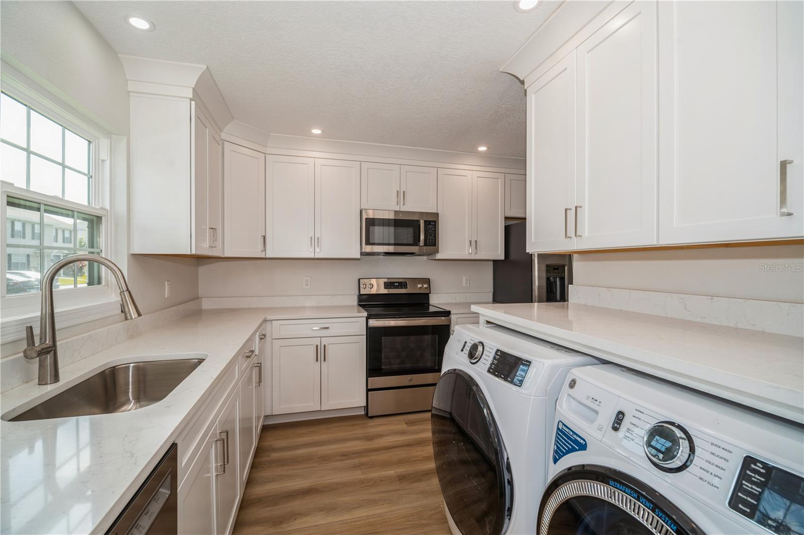 WINDSOR PARK TOWNHOMES - Residential