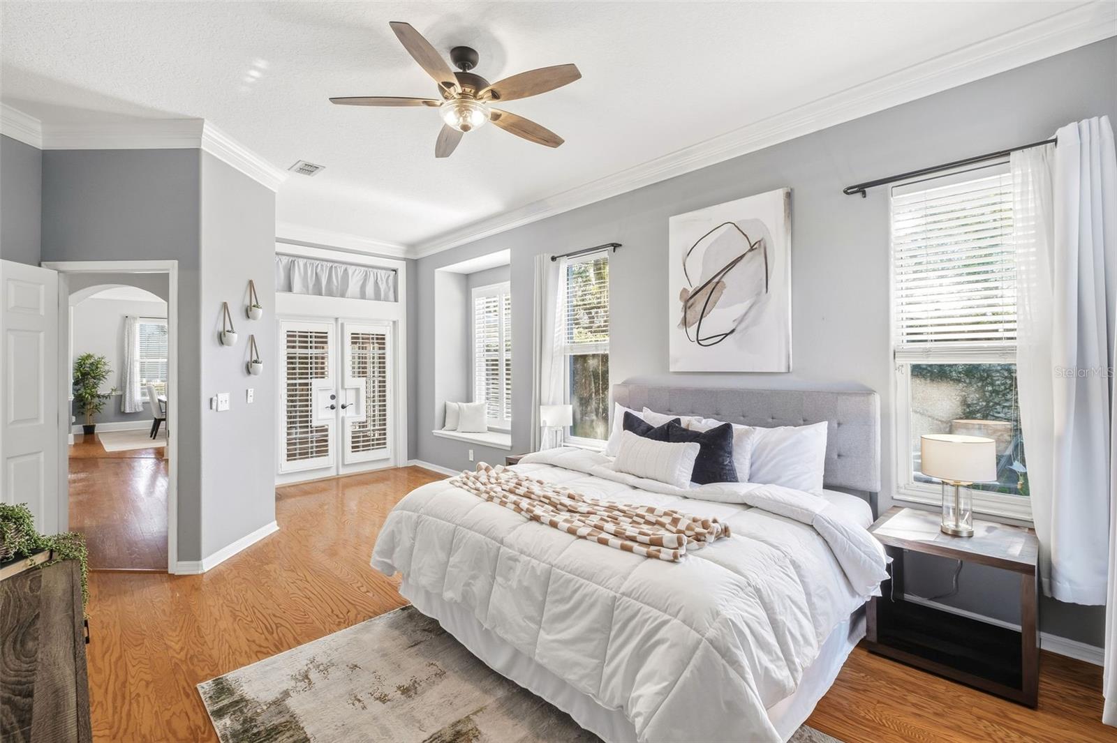 EDGEWOOD VILLAGE ON LAKE CONWAY - Residential