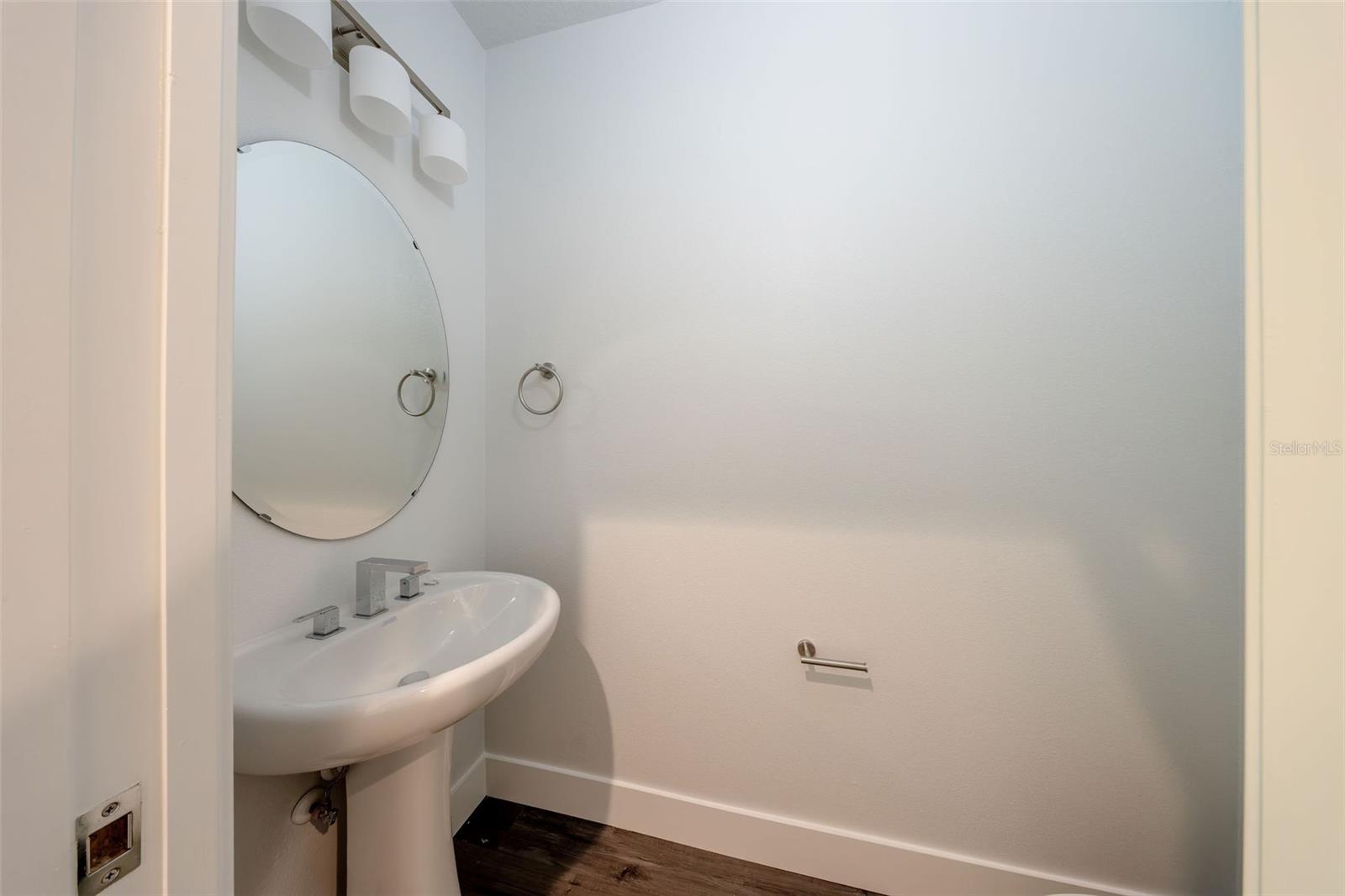 LAND LAKES UN 02 - Residential