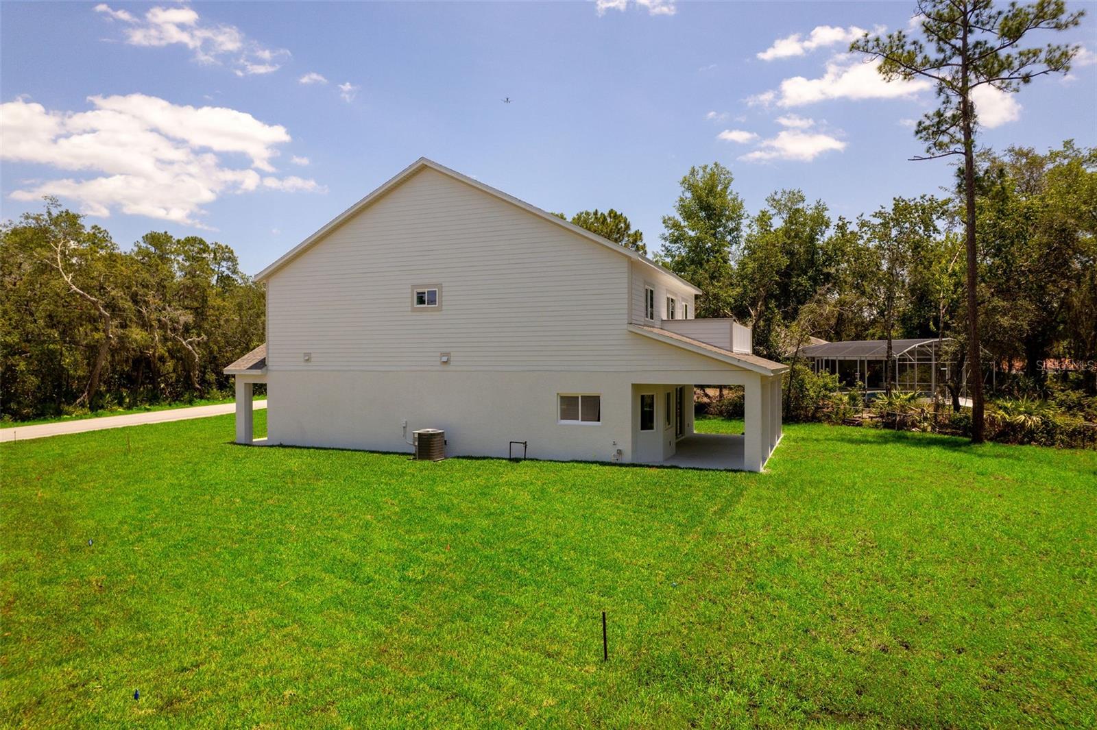 LAND LAKES UN 02 - Residential