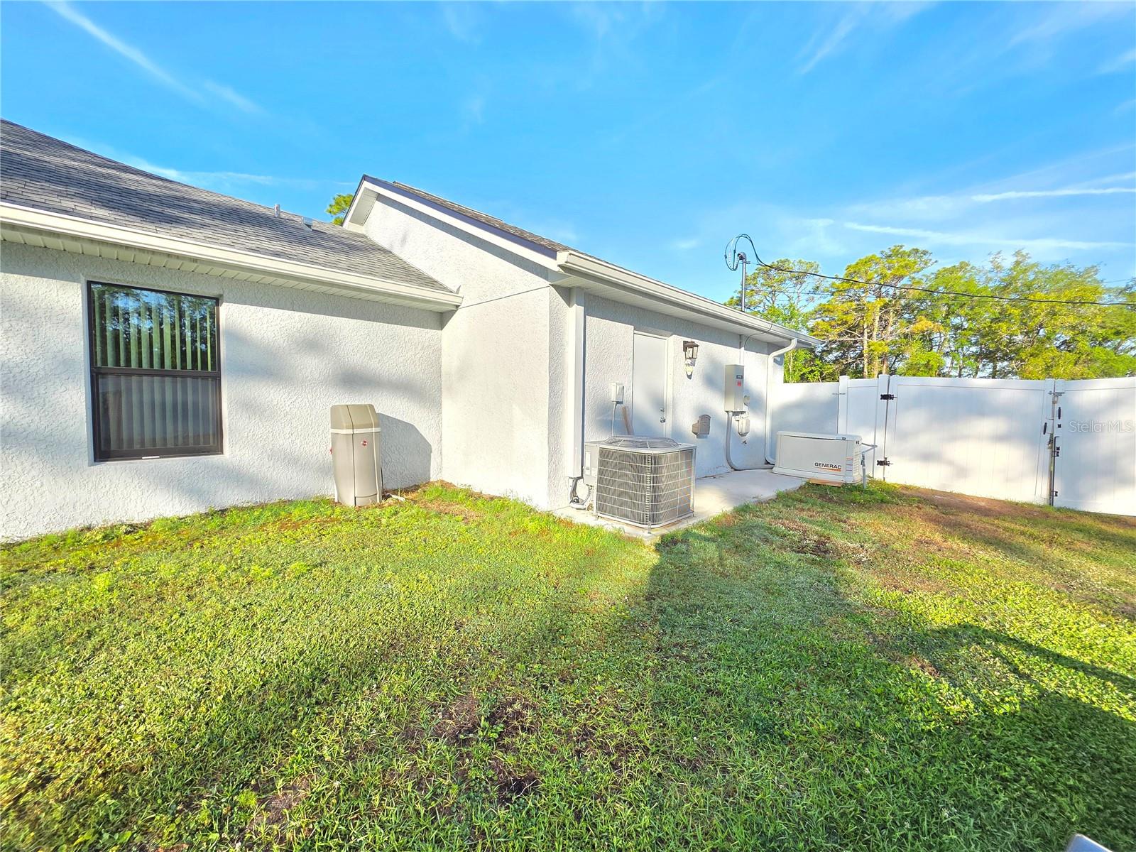 ROYAL HIGHLANDS - Residential