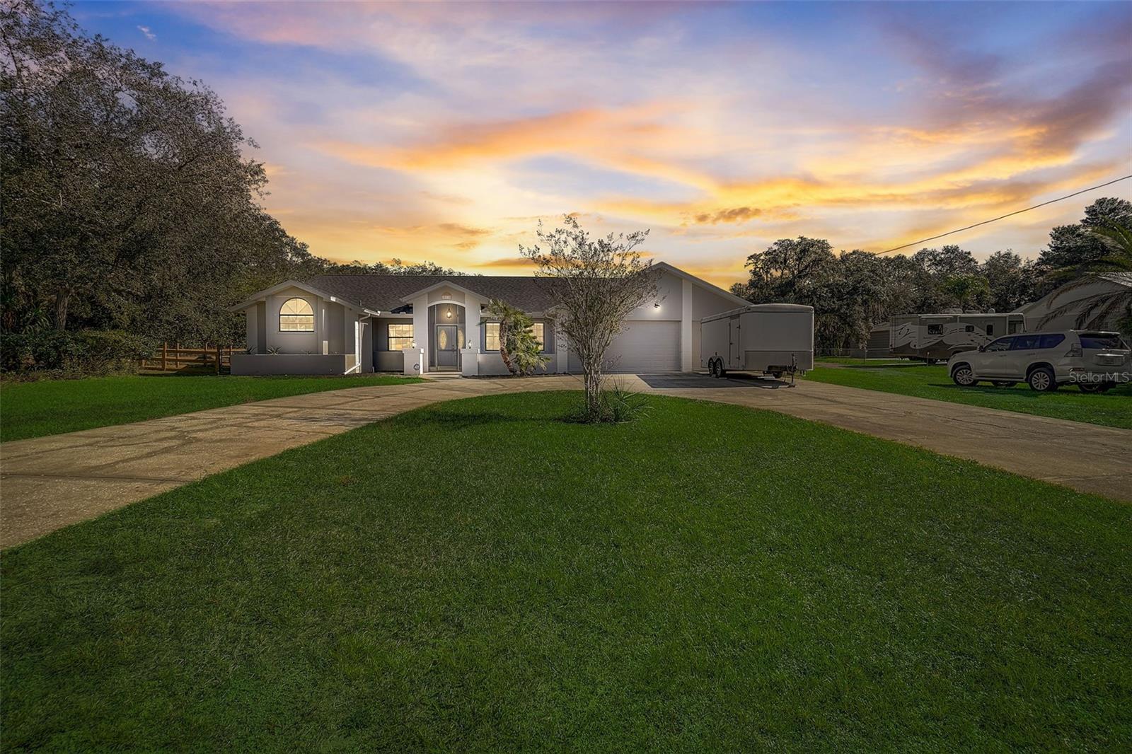 THE HIGHLANDS - Residential