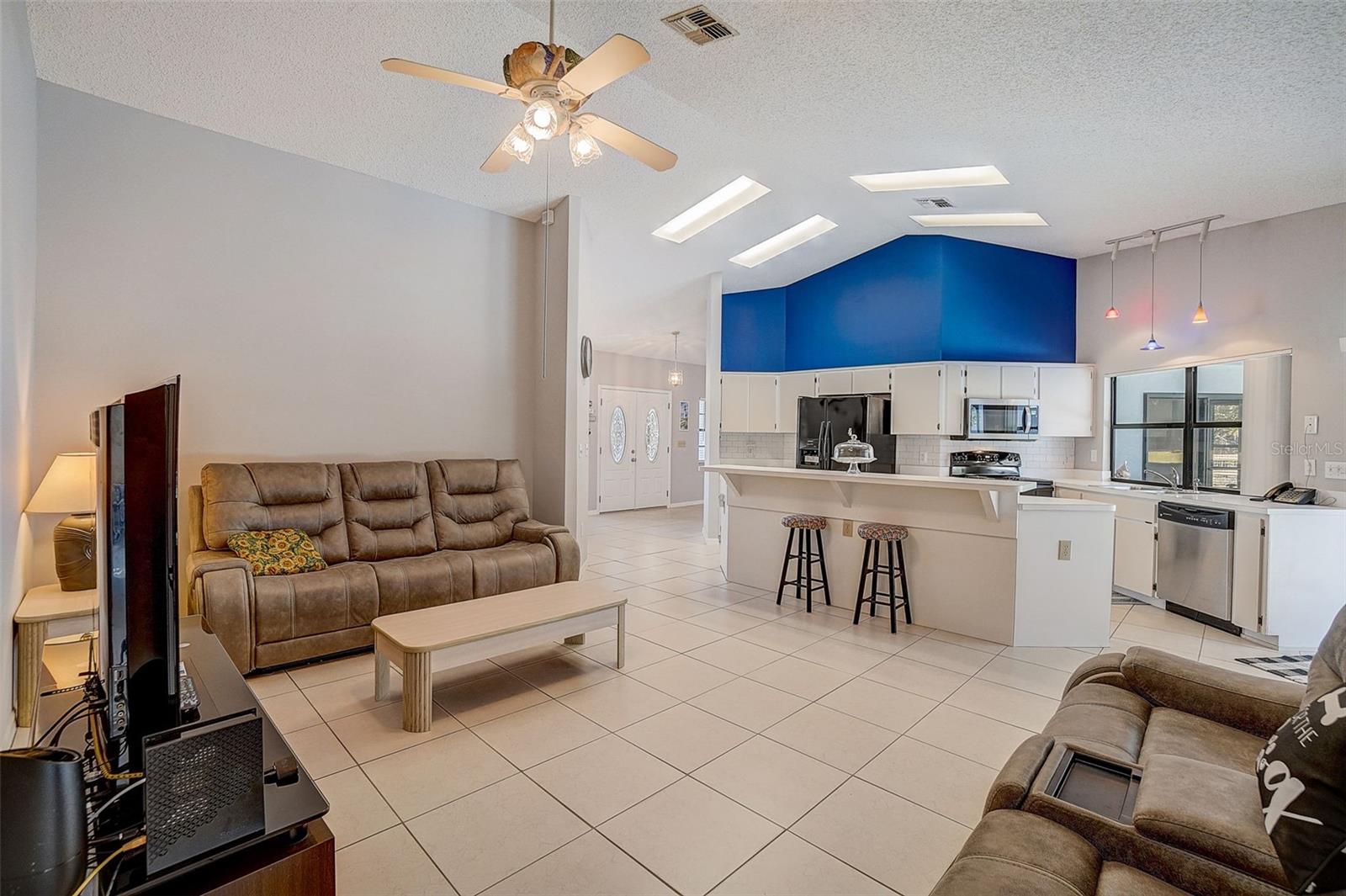 THE HIGHLANDS - Residential