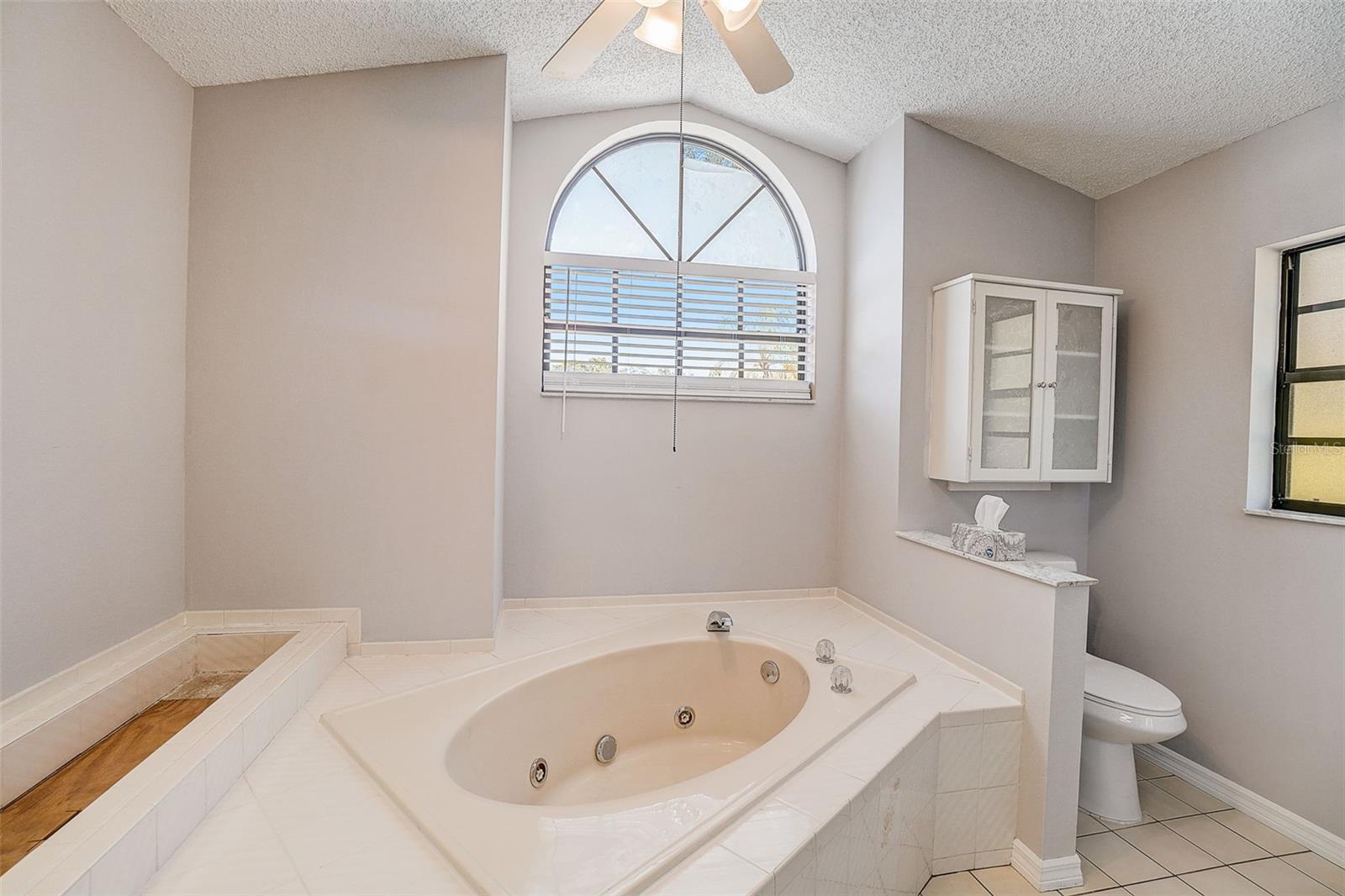 THE HIGHLANDS - Residential