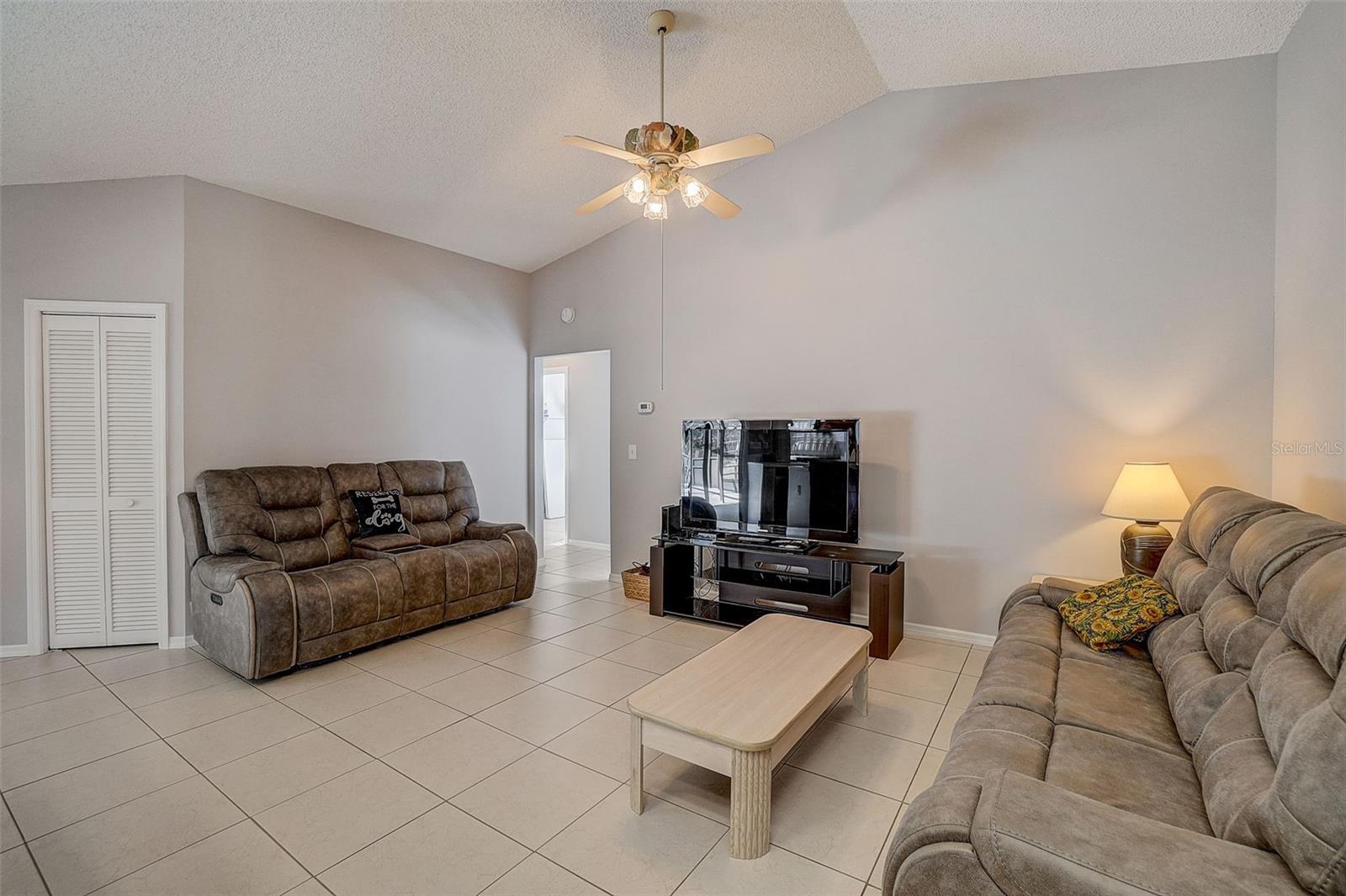 THE HIGHLANDS - Residential