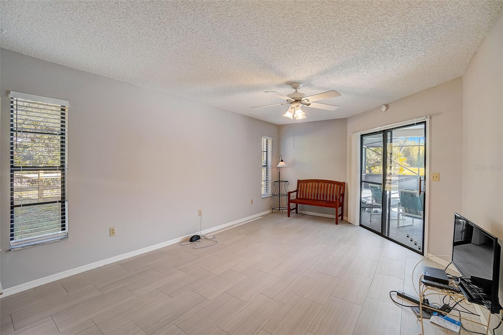 THE HIGHLANDS - Residential