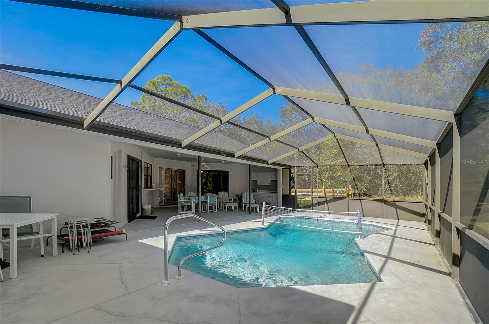 THE HIGHLANDS - Residential