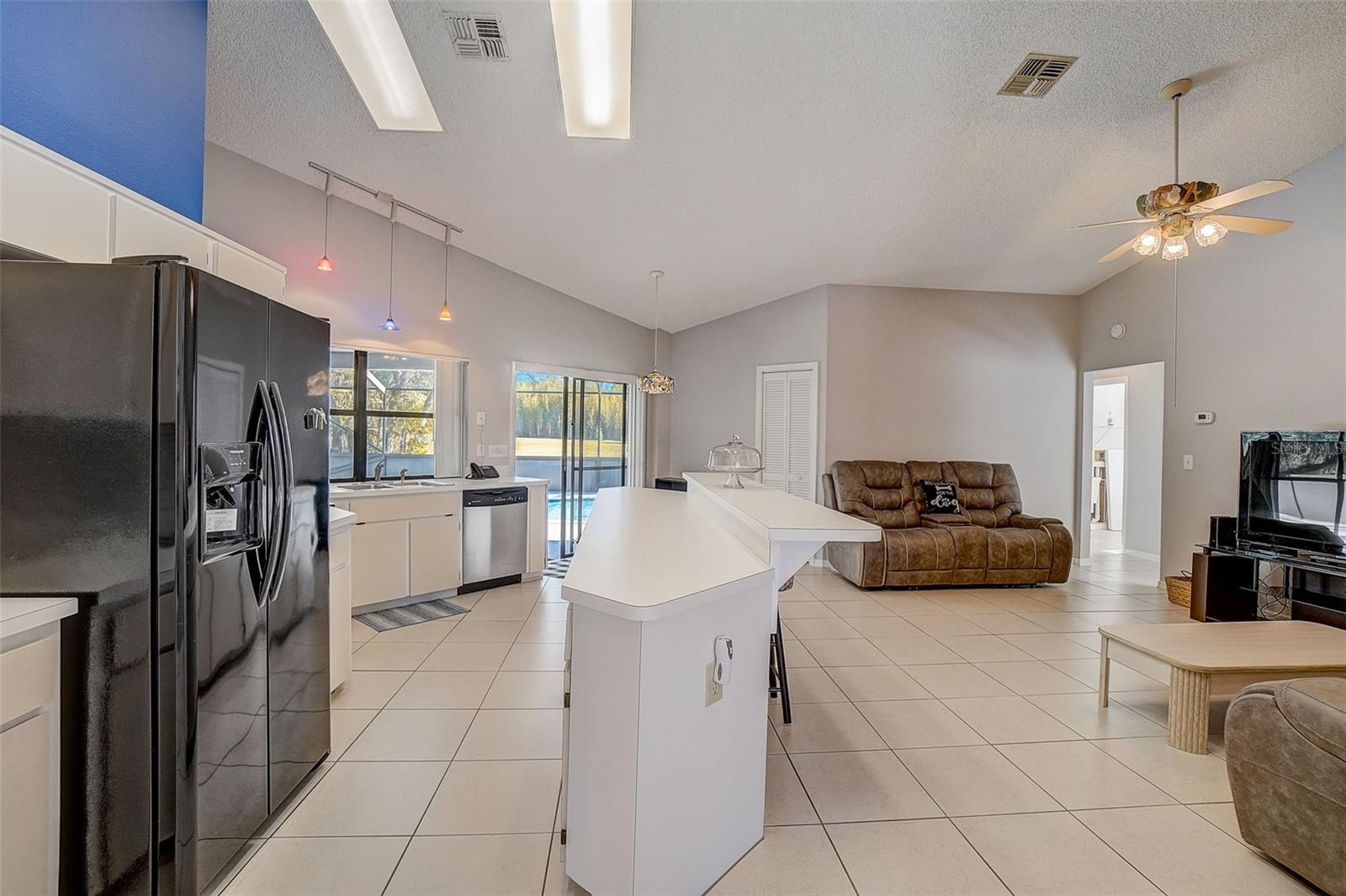 THE HIGHLANDS - Residential