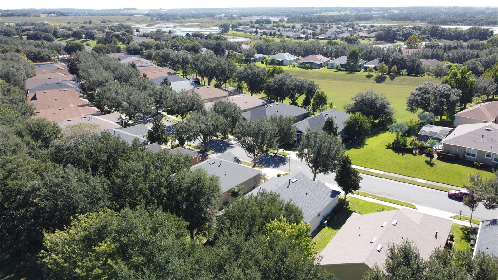 CASCADES OF GROVELAND (TRILOGY) - Residential