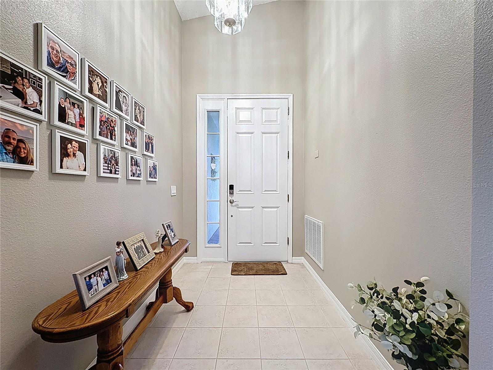 CASCADES OF GROVELAND (TRILOGY) - Residential