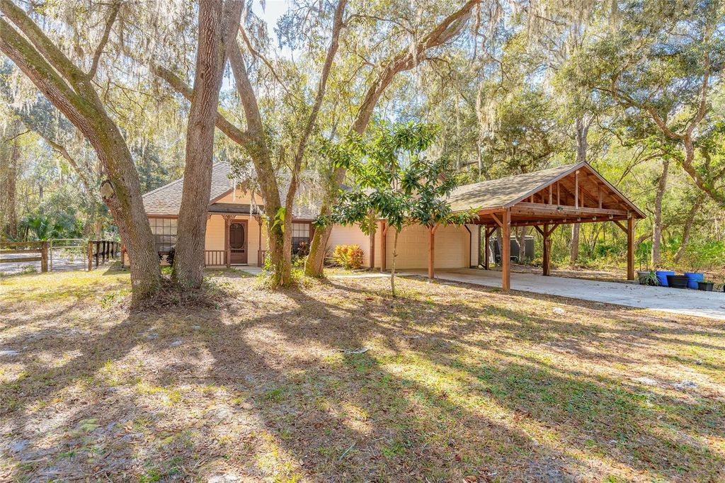 Photo of 1501 Dillard Road, Astor, FL 32102 (MLS # V4946849)