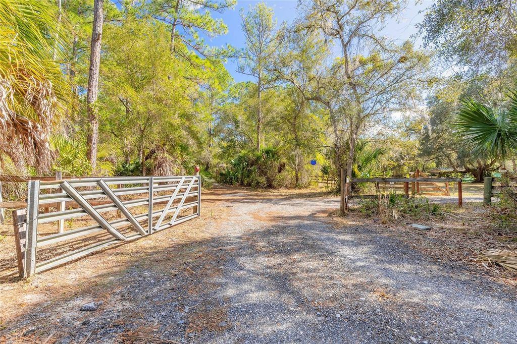 Photo of 1501 Dillard Road, Astor, FL 32102 (MLS # V4946849)