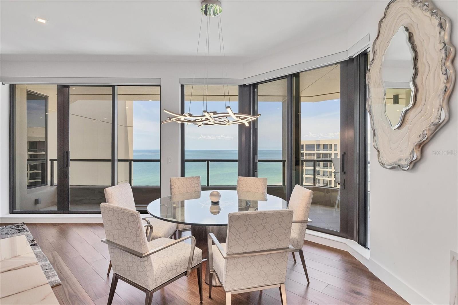 PROMENADE - Residential Lease