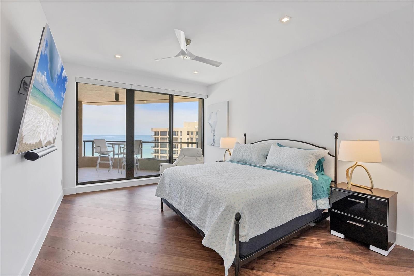 PROMENADE - Residential Lease