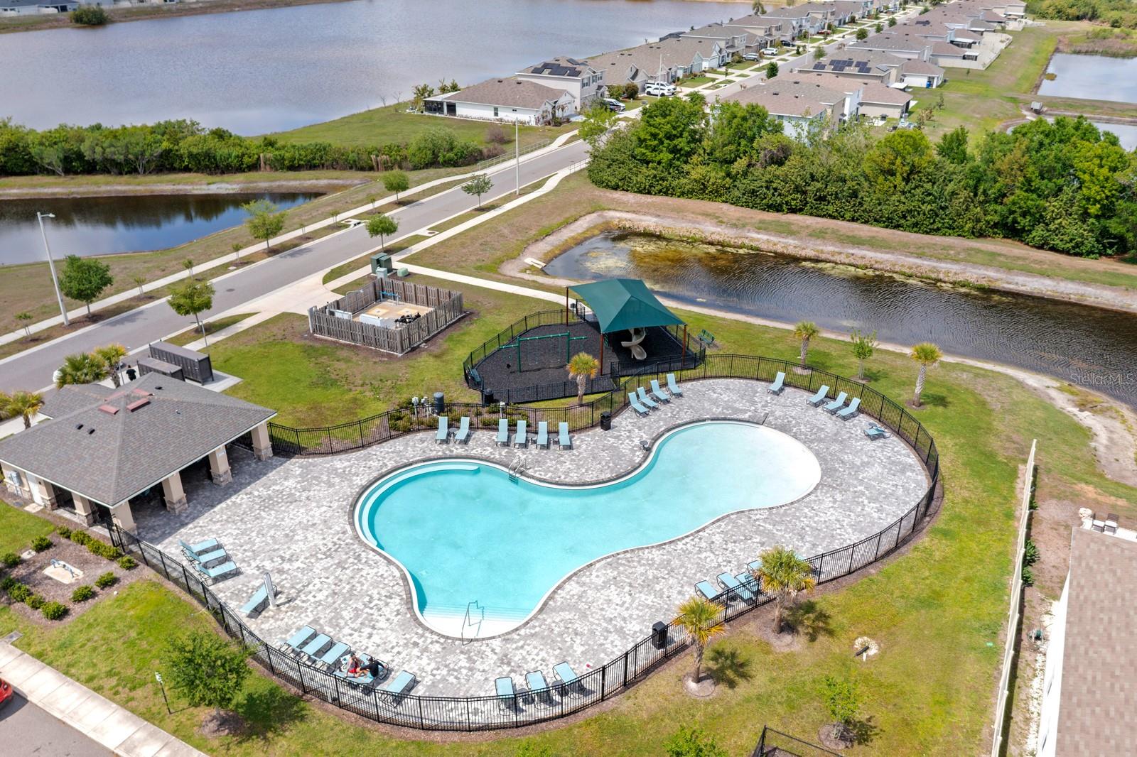 RIDGEWOOD - Residential