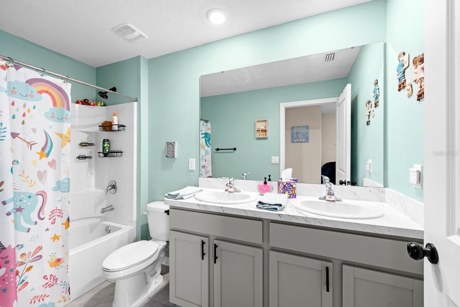 RIDGEWOOD - Residential