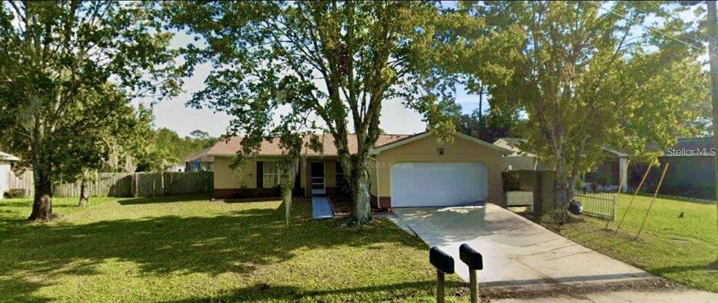 Photo of 330 Colonade Court, Kissimmee, FL 34758 (MLS # O6420097)