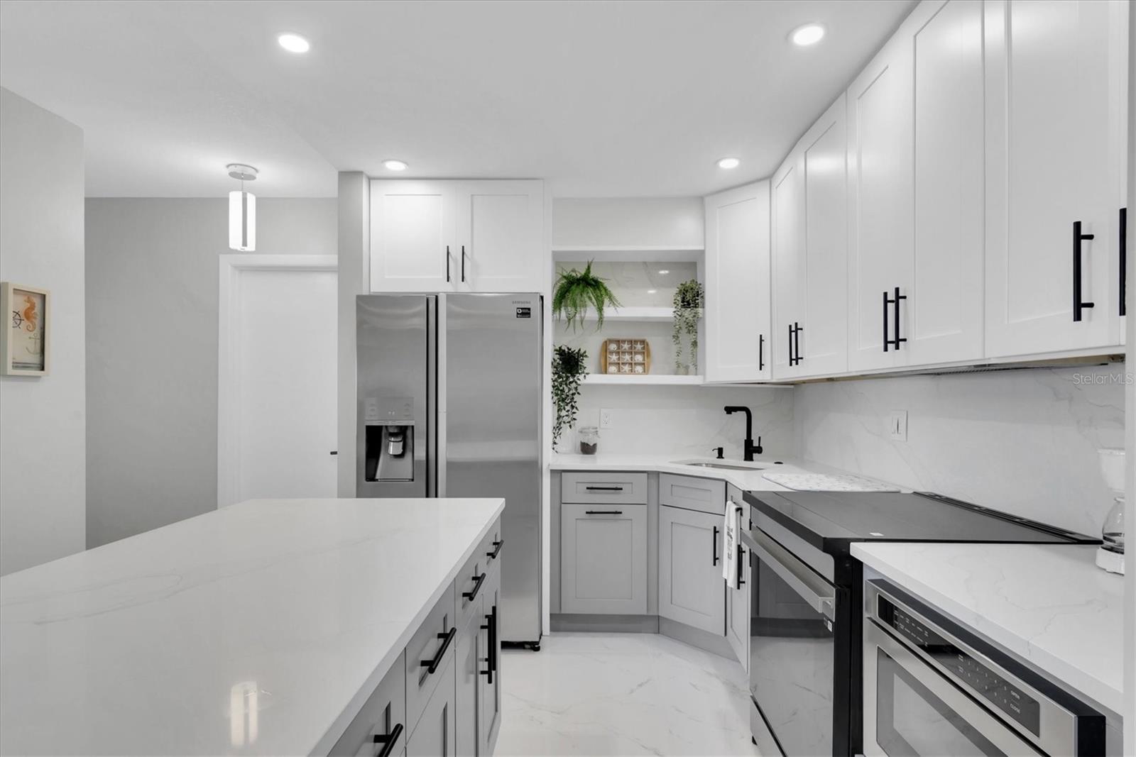 5220 BRITTANY DRIVE S 1008