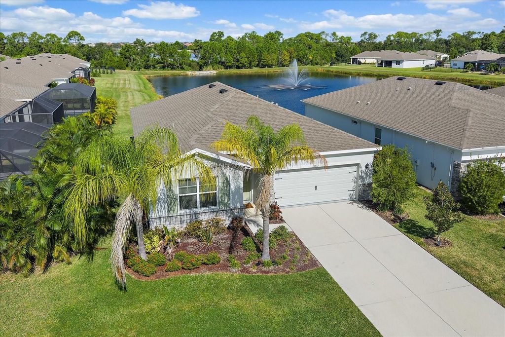 Photo of 5932 Silver Palm Boulevard, Lakewood Ranch, FL 34211 (MLS # A4664012)