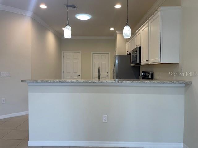 ISLANDWALK - Residential Lease