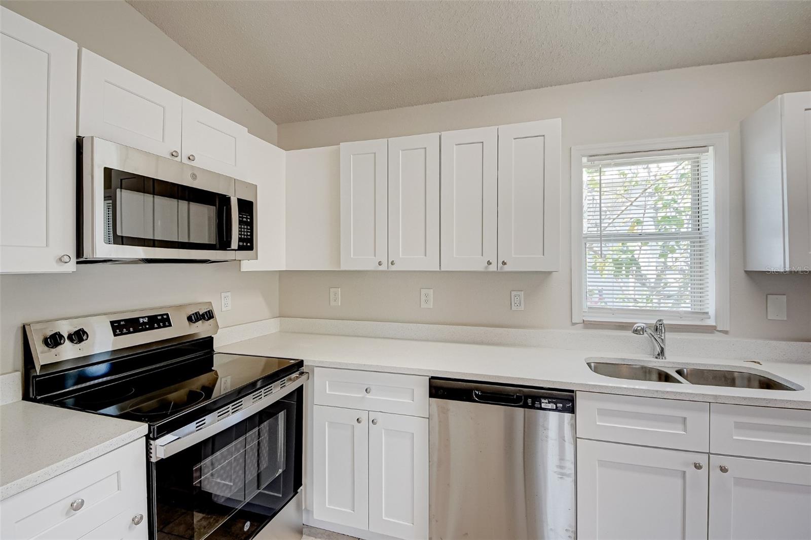 MASON HILLS - Residential