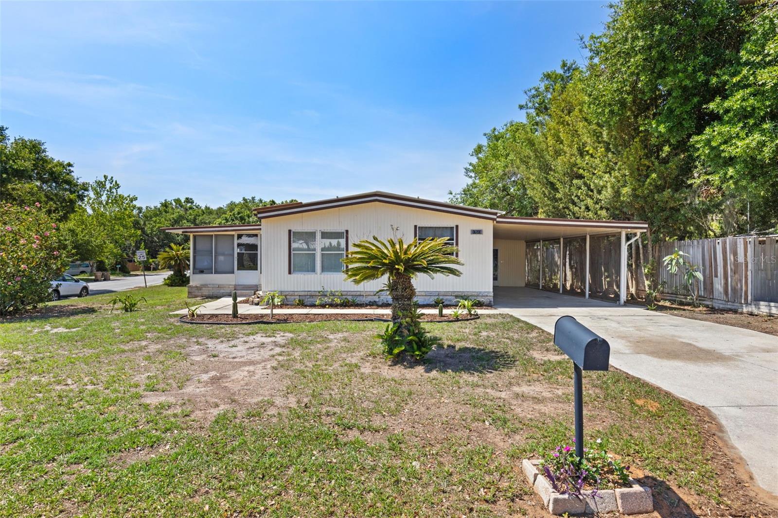 17513 PALM DRIVE
