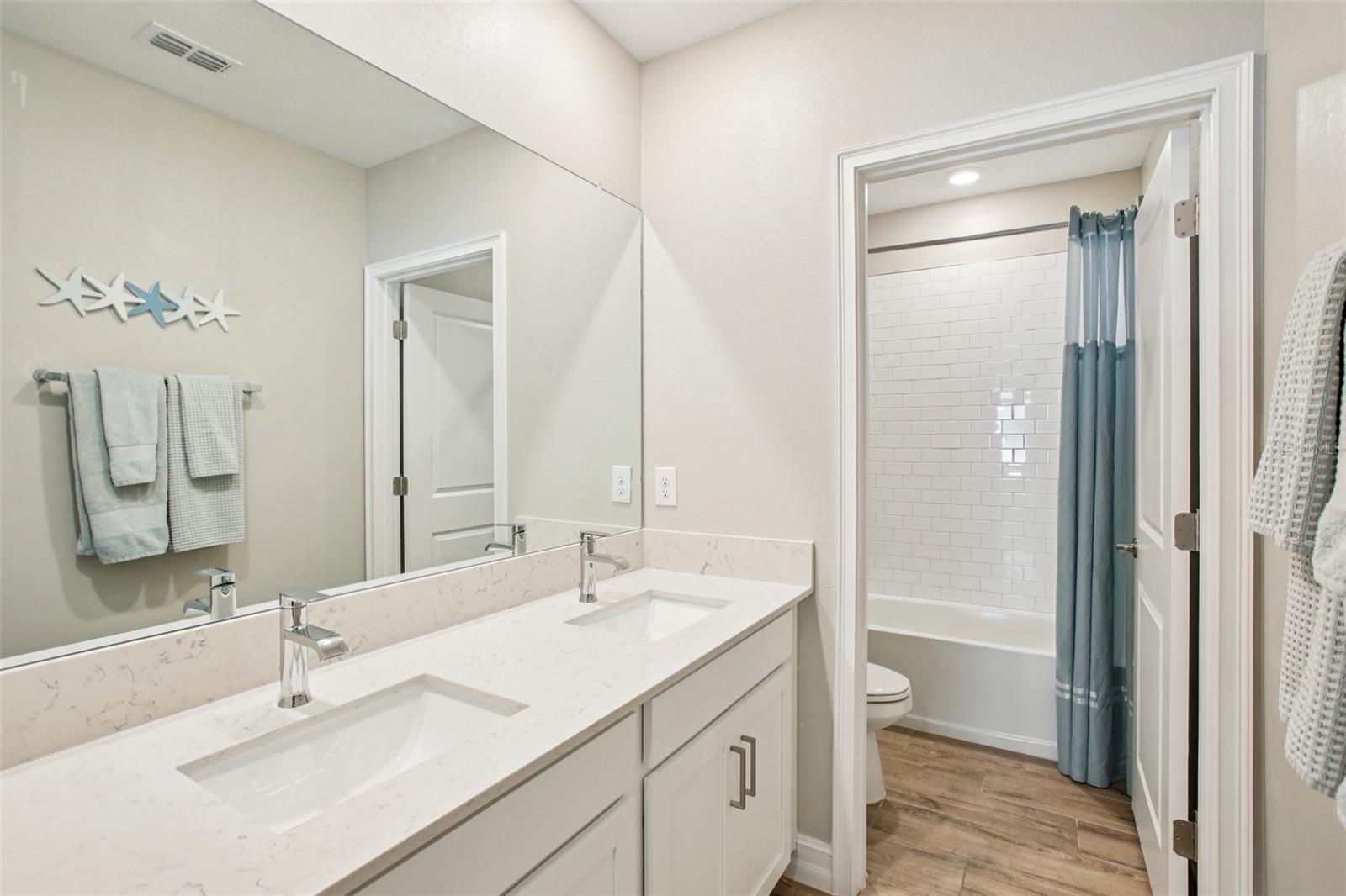 MITCHELL 54 WEST PH 3 RESIDENT - Residential