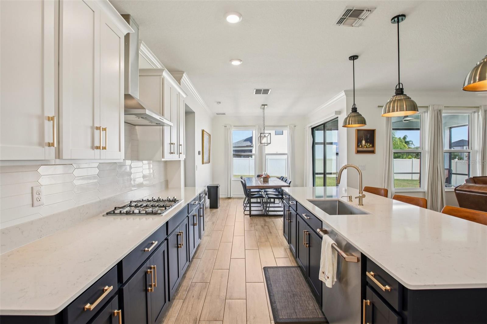 MITCHELL 54 WEST PH 3 RESIDENT - Residential