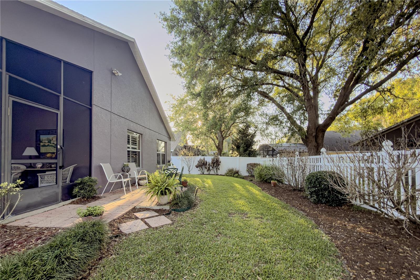 VICKS LANDING PH 01 50 62 - Residential