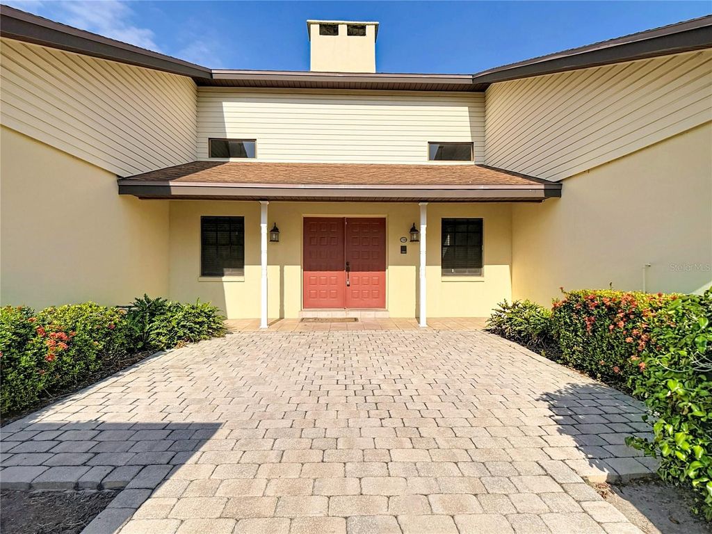 Photo of 2780 E Sam Allen Road, Plant City, FL 33565 (MLS # L4957488)