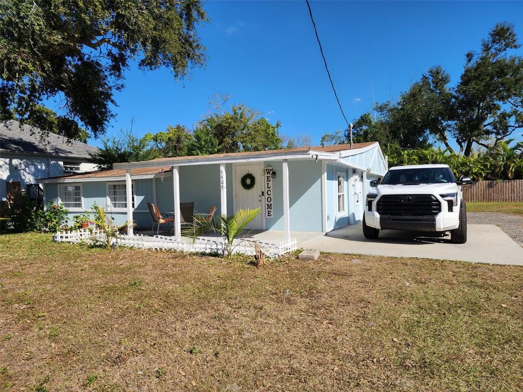 Photo of 5409 18th Street Boulevard E, Bradenton, FL 34203 (MLS # A4675668)