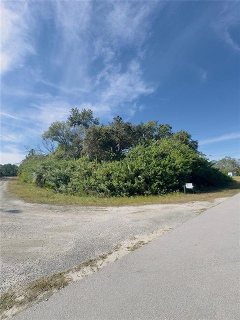 1957 MCLAREN AVENUE LEHIGH ACRES FL 33972