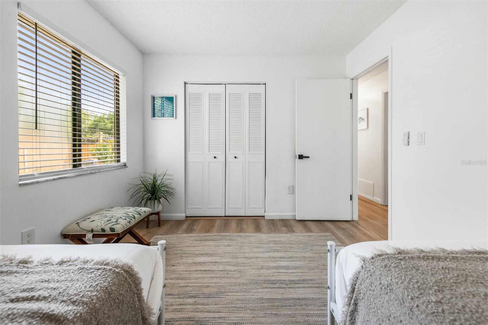 WOODPINE LAKE - Residential