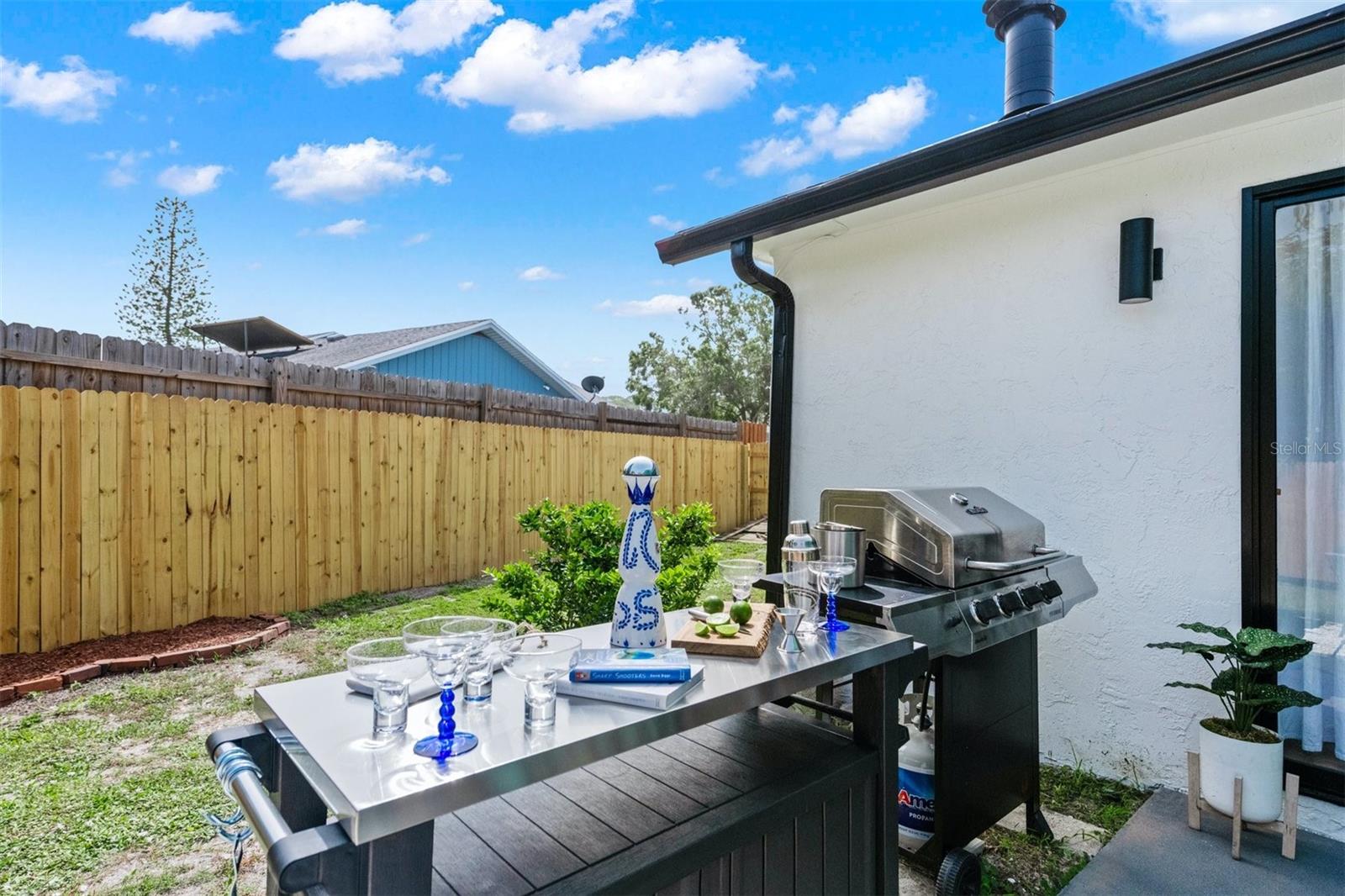 WOODPINE LAKE - Residential