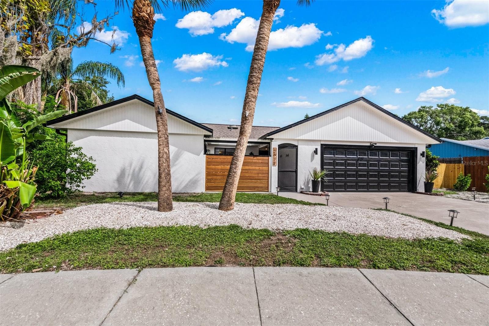 WOODPINE LAKE - Residential