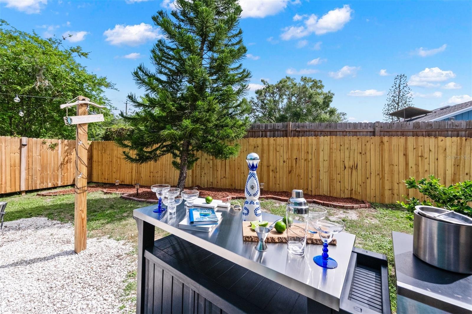 WOODPINE LAKE - Residential