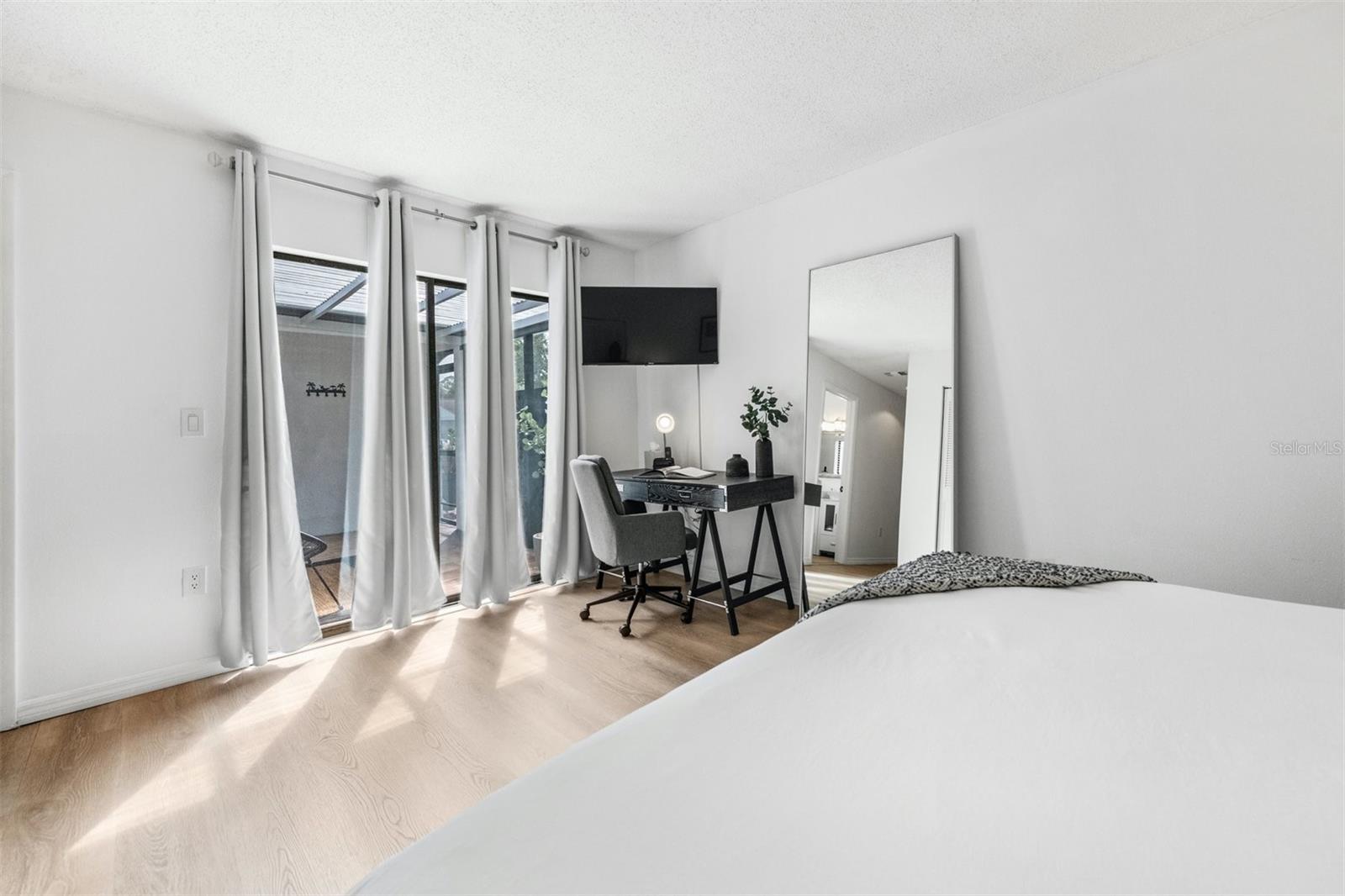 WOODPINE LAKE - Residential