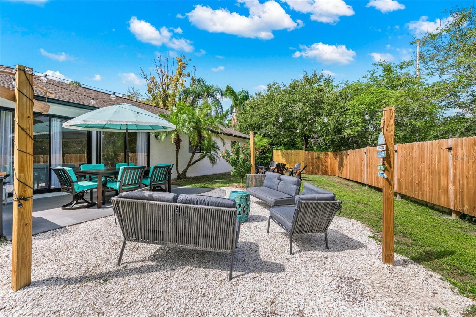 WOODPINE LAKE - Residential