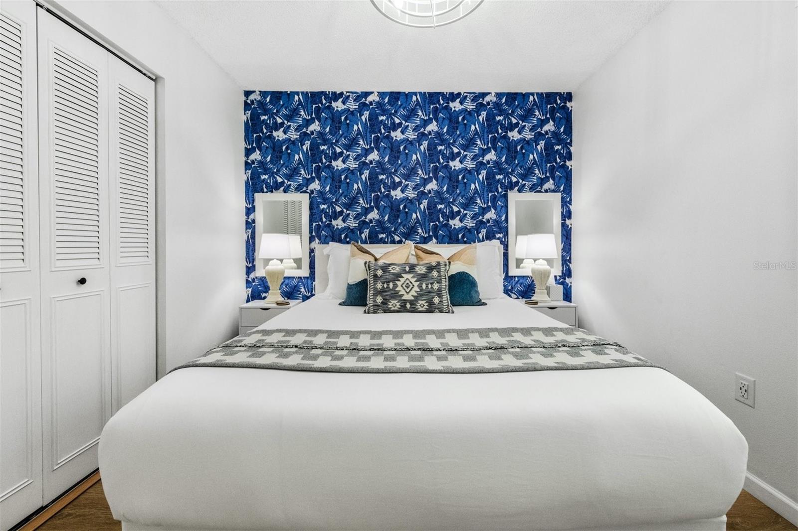 WOODPINE LAKE - Residential